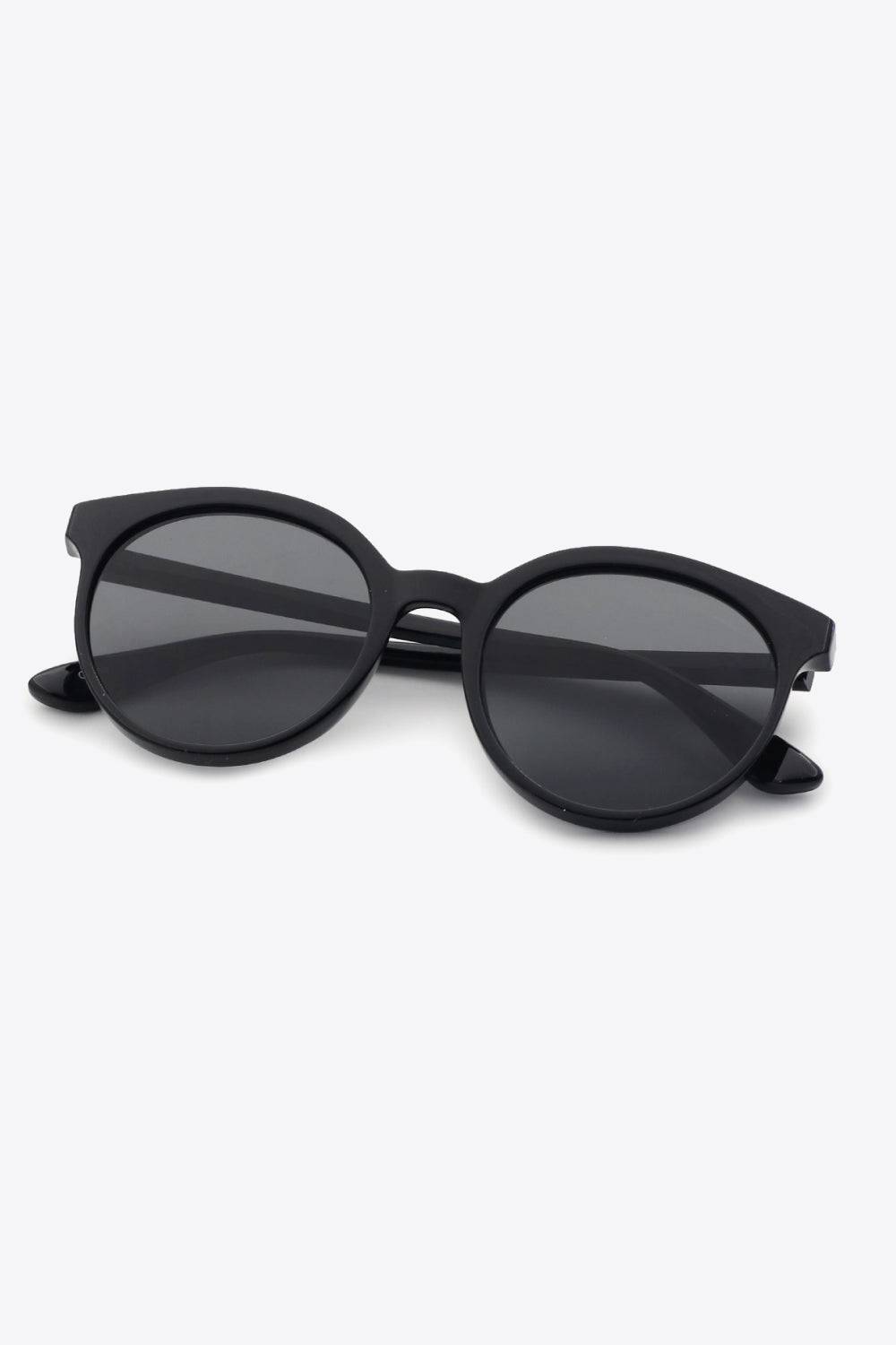 Round Full Rim Polycarbonate Frame Sunglasses - Sosea Swimwear