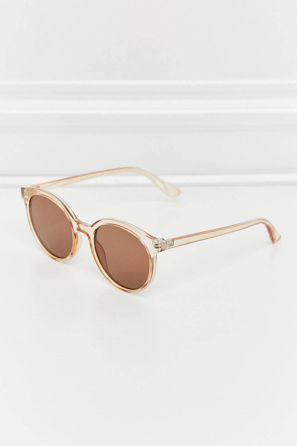 Round Full Rim Polycarbonate Frame Sunglasses - Sosea Swimwear
